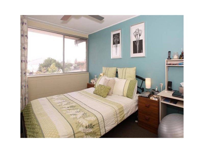 9/27 High Street, Glenelg SA 5045