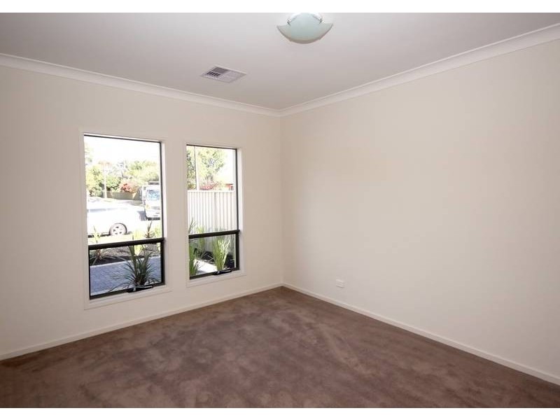 51 & 51a Sunshine Ave, Warradale SA 5046