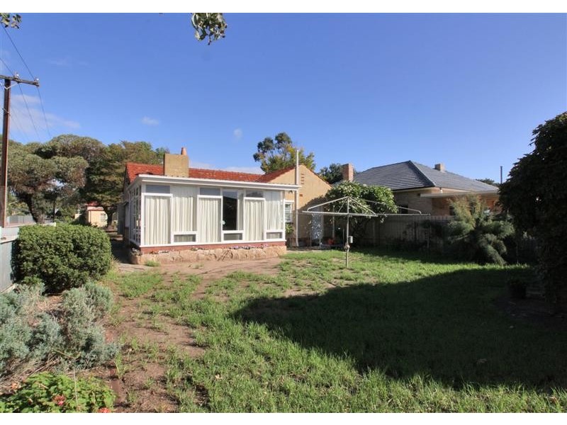 14 Shoreham Road, South Brighton SA 5048