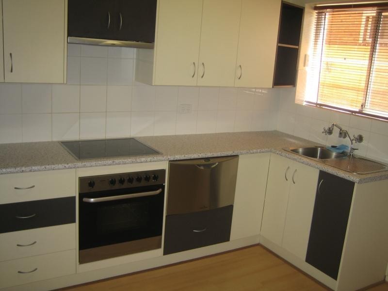 2/21 Chetwynd Street, West Beach SA 5024