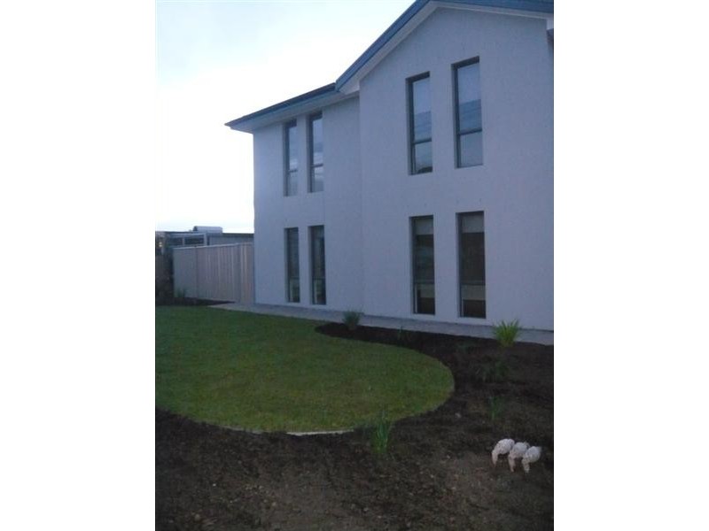 13 Greenglade Drive, Mitchell Park SA 5043