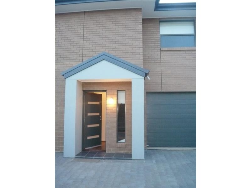 13 Greenglade Drive, Mitchell Park SA 5043