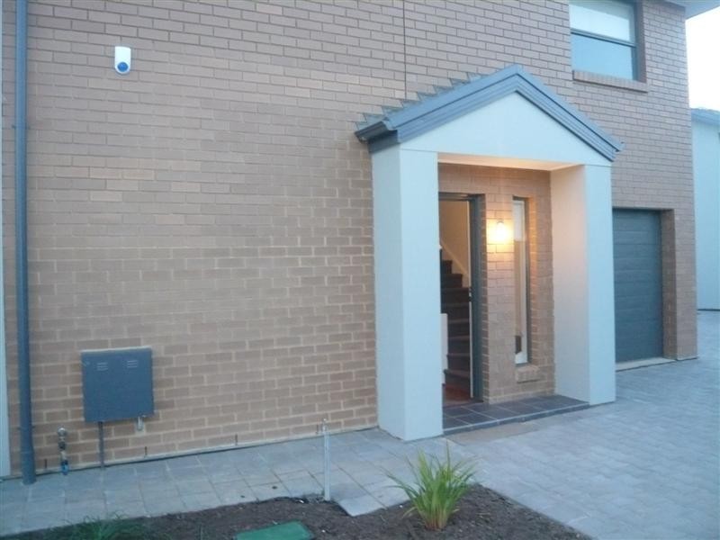 13 Greenglade Drive, Mitchell Park SA 5043