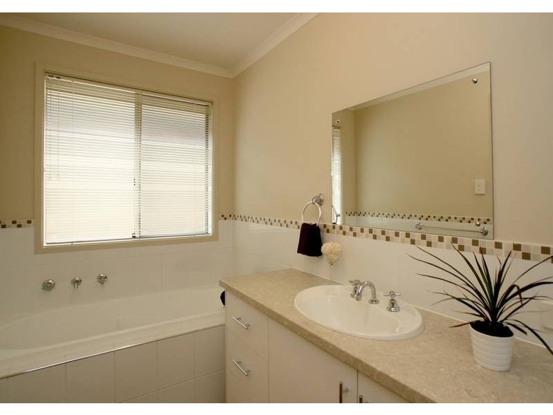 30 Clacton Road, Dover Gardens SA 5048