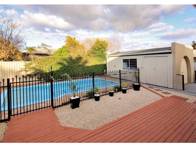 17 George Street, Semaphore Park SA 5019