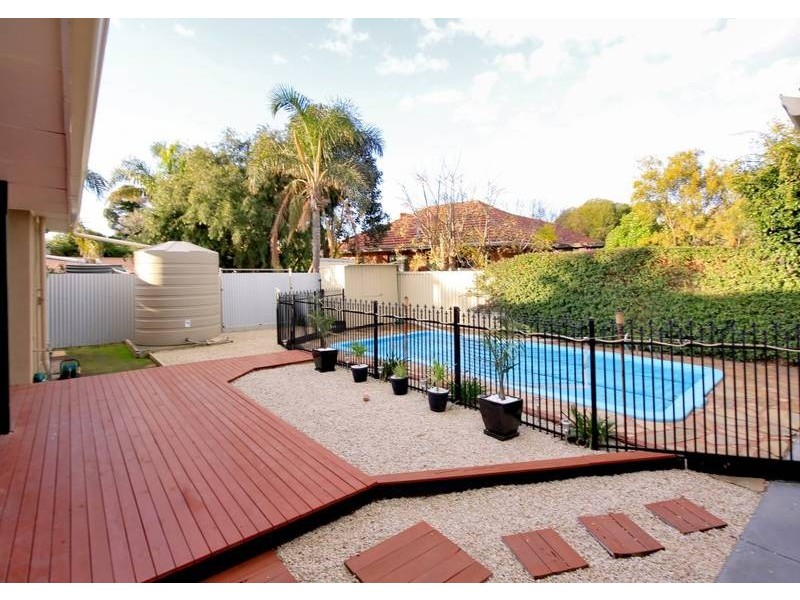 17 George Street, Semaphore Park SA 5019