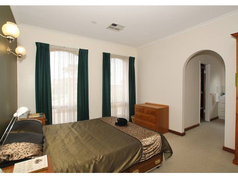 37 Bowden Grove, Marion SA 5043