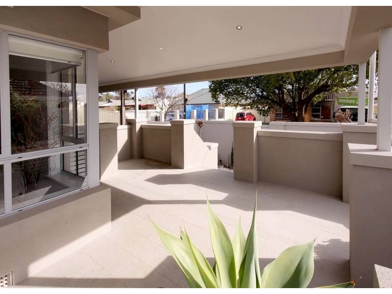 1 Acacia Street, Seacliff SA 5049
