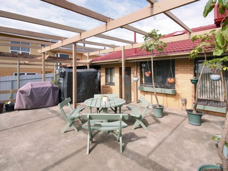 8 Coolinga Road, Marino SA 5049