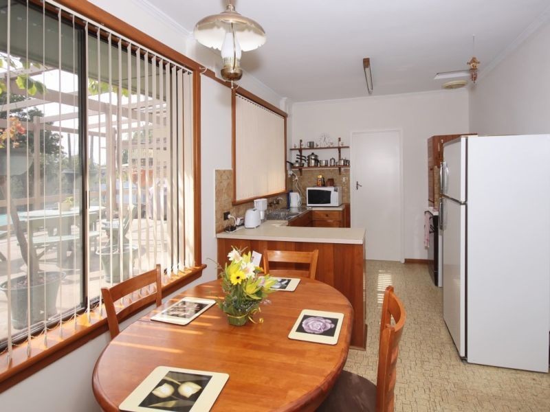 8 Coolinga Road, Marino SA 5049