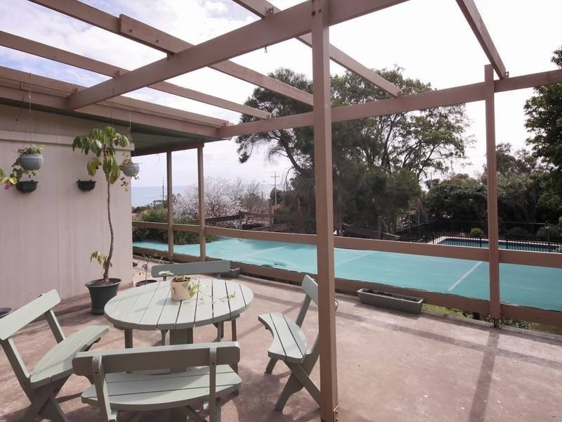 8 Coolinga Road, Marino SA 5049