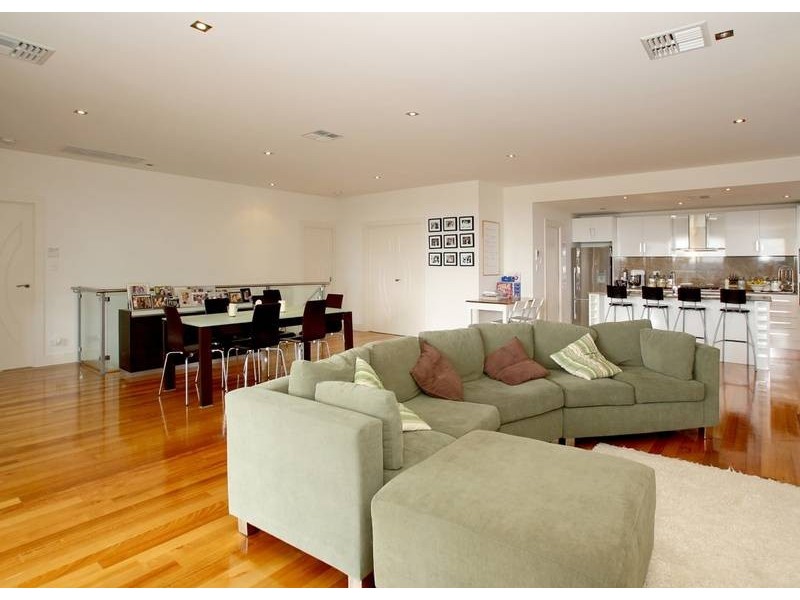 5 Bakewell Crescent, Marino SA 5049