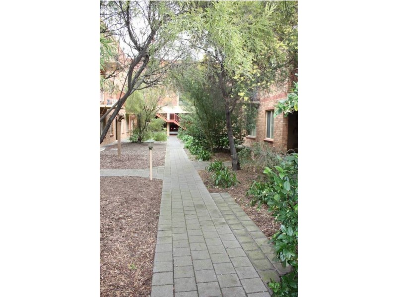 13/19 St Helena Place, Adelaide SA 5000