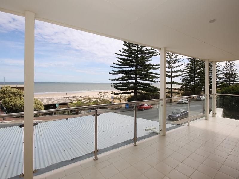 1/220 Esplanade, Seacliff SA 5049