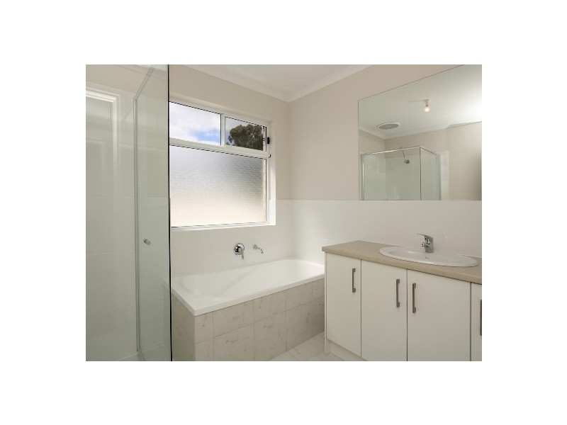 16b Clacton Road, Dover Gardens SA 5048