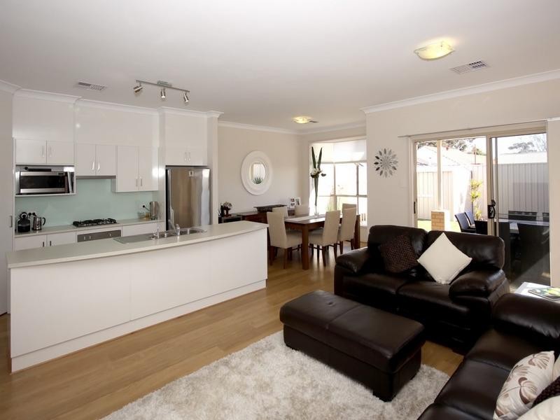 12 Cairns Avenue, Warradale SA 5046