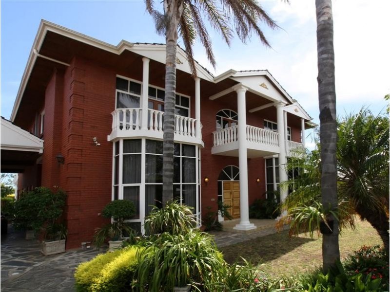 4 Bungey Avenue, Somerton Park SA 5044