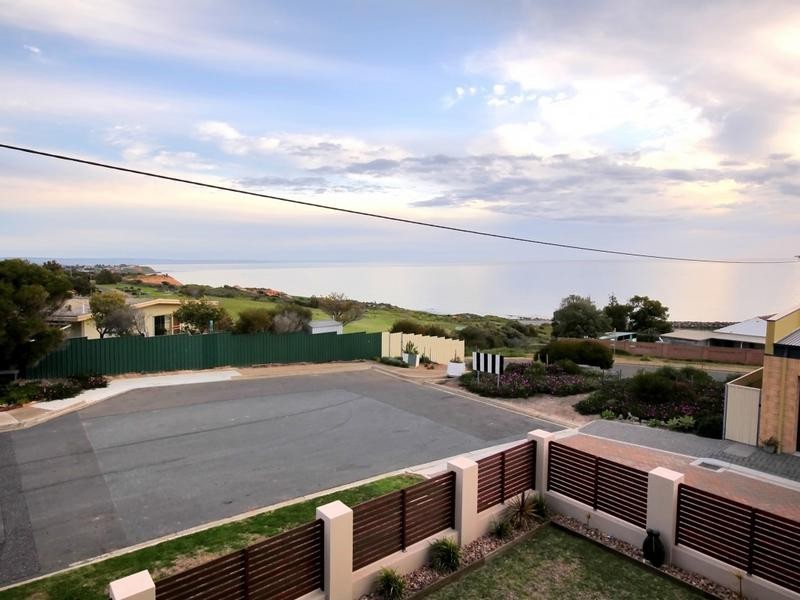 1a Selway Terrace, O’sullivan Beach SA 5166