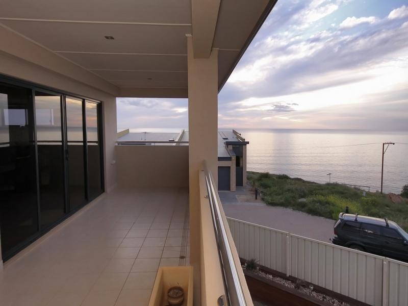 1a Selway Terrace, O’sullivan Beach SA 5166