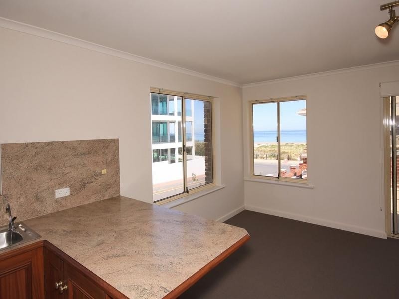 68 Young Street, Seacliff SA 5049