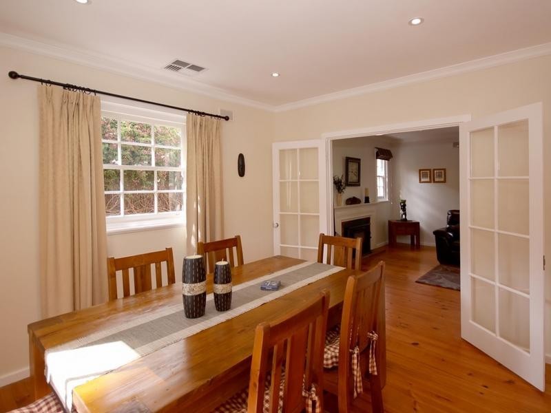 10 Upper Sturt Road, Belair SA 5052