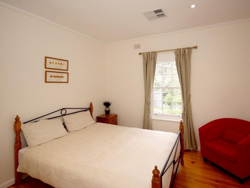 10 Upper Sturt Road, Belair SA 5052