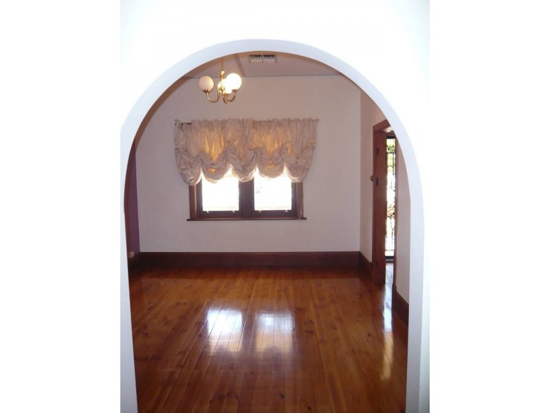 13 East Terrace, Henley Beach SA 5022