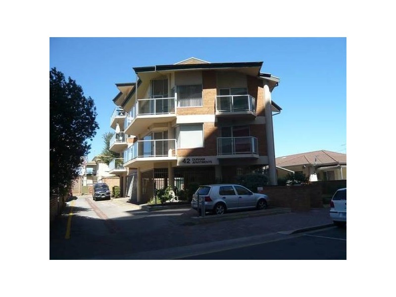 4/42 Durham Street, Glenelg SA 5045