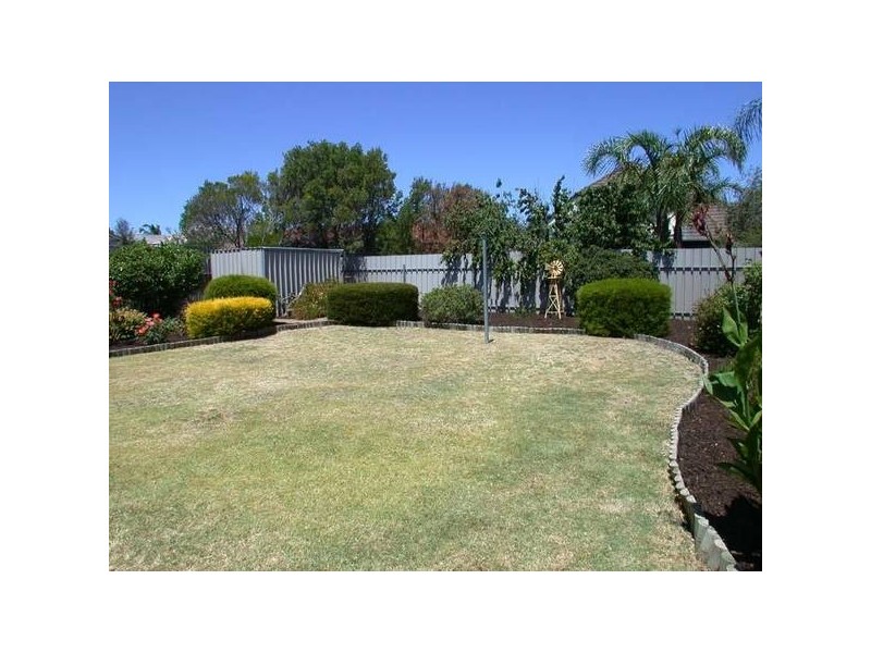 22 Sea Eagle Crescent, Seaford Rise SA 5169