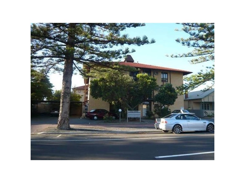 1/14 Broadway, Glenelg South SA 5045