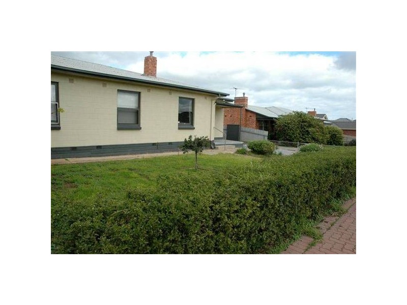 21 McFarlane Avenue, Mitchell Park SA 5043