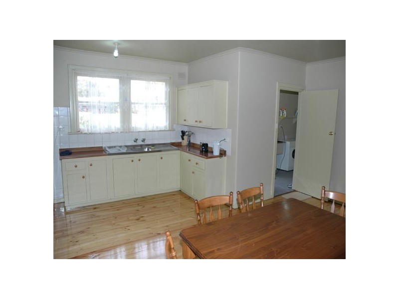 21 McFarlane Avenue, Mitchell Park SA 5043