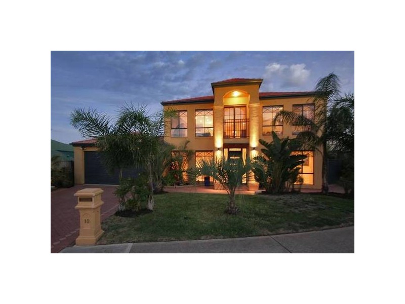 10 Brampton Court, Hallett Cove SA 5158