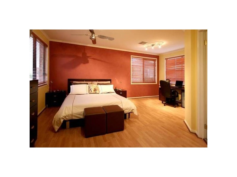 10 Brampton Court, Hallett Cove SA 5158