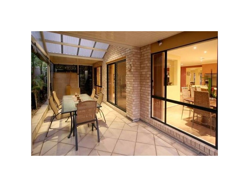 10 Brampton Court, Hallett Cove SA 5158