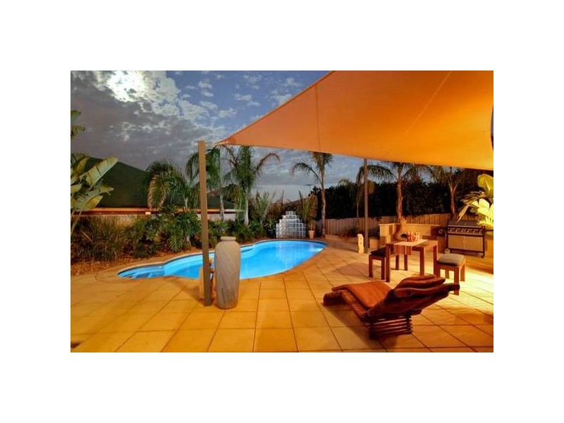 10 Brampton Court, Hallett Cove SA 5158