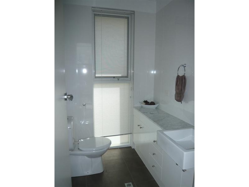 16B High Street, Glenelg SA 5045