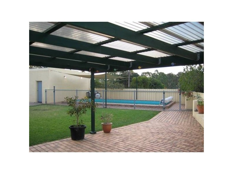 10 Forrest Avenue, Valley View SA 5093