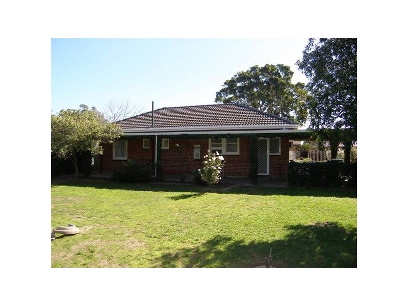 2 Pine Avenue, Warradale SA 5046
