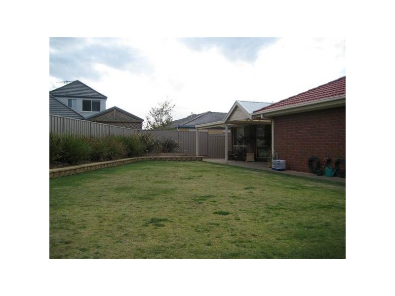 12 Brampton Court, Hallett Cove SA 5158