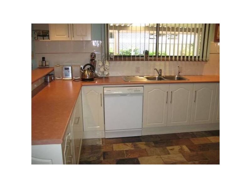 9 Lerunna Avenue, Hallett Cove SA 5158