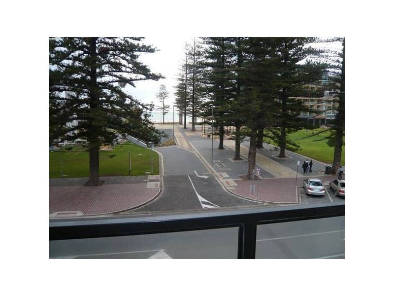 5/17 Colley Terrace, Glenelg SA 5045