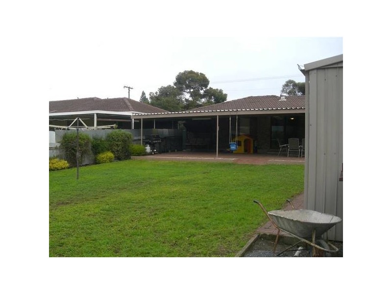 12 Valleyview Crescent, Hackham West SA 5163