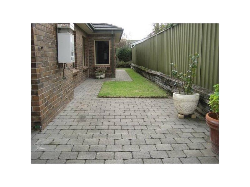 5a Giles Avenue, Glenelg SA 5045