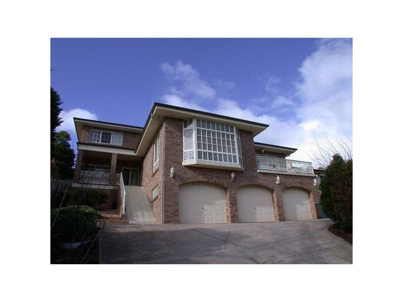 30 Davey Crescent, Seaview Downs SA 5049