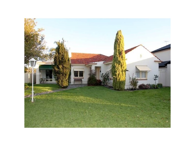 27 Rossall Road, Somerton Park SA 5044
