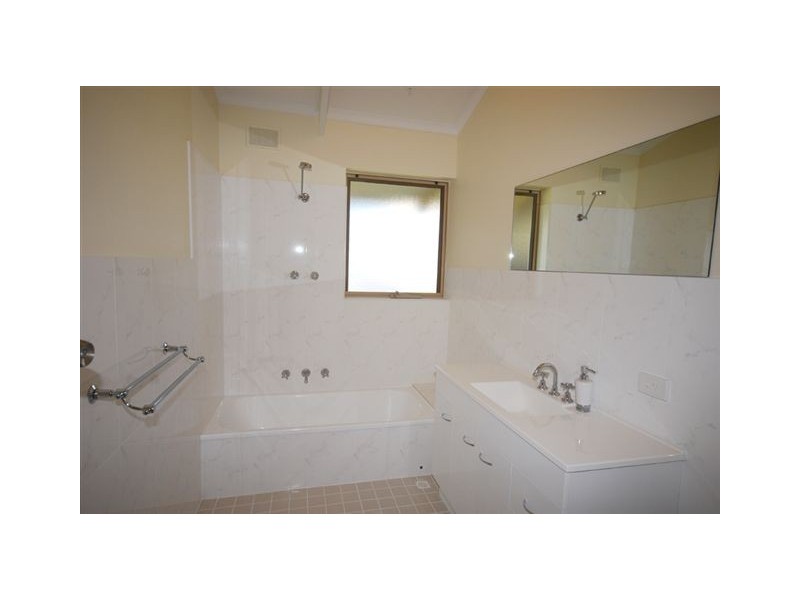5 Timor Court, West Beach SA 5024
