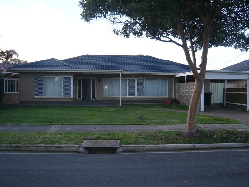 12 Southern Avenue, West Beach SA 5024