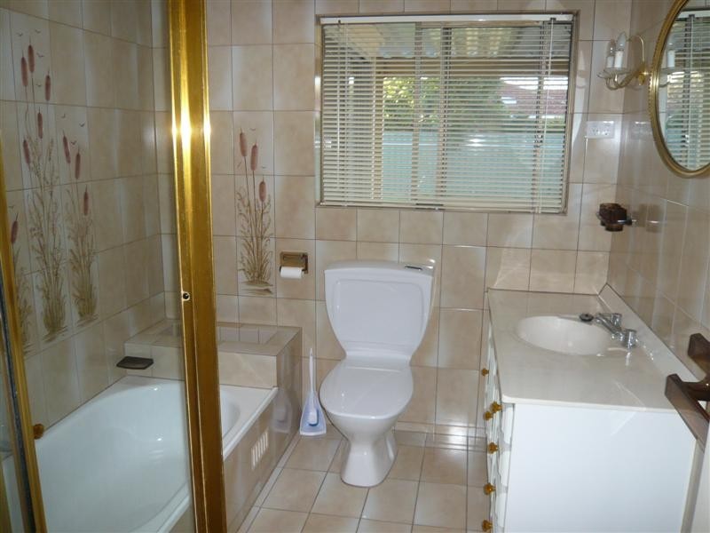 12 Southern Avenue, West Beach SA 5024