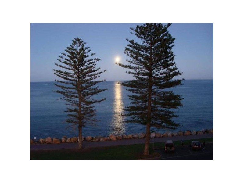 4a/13-14 North Esplanade, Glenelg North SA 5045